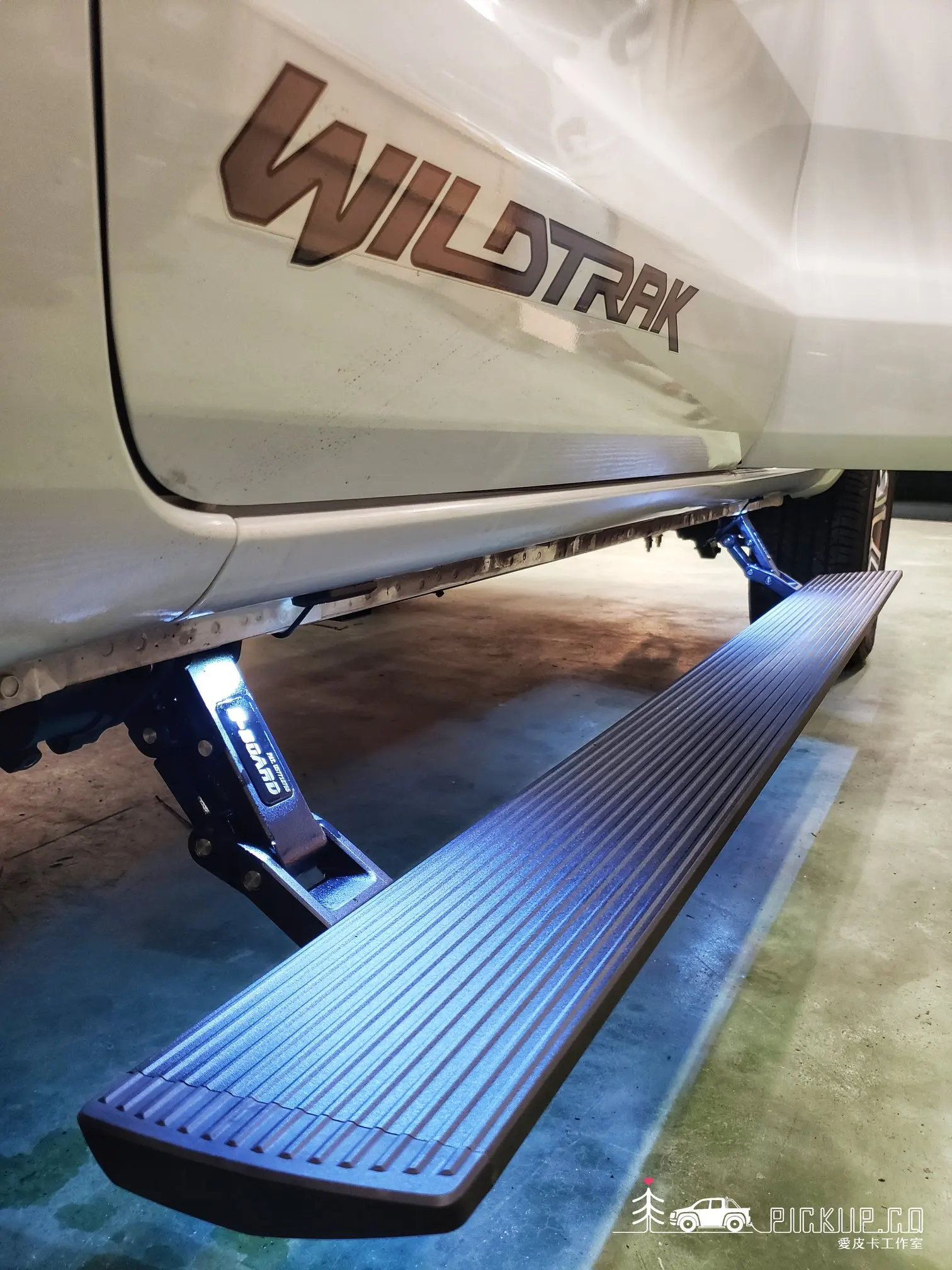 E-board electric side step Retractable Steps for Ranger Super Crew 2019-2024 NEXT-GEN Everest side step