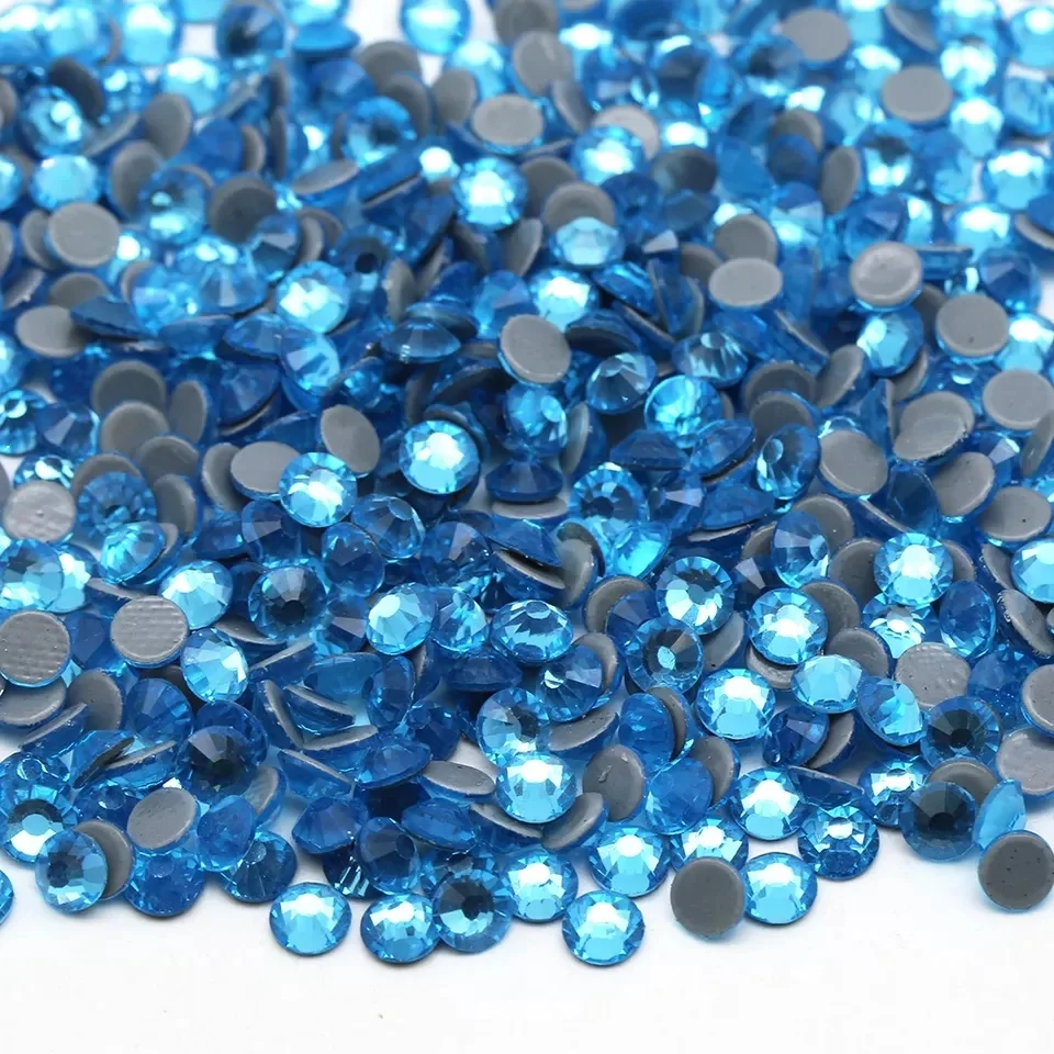 Multi Size Round Aquamarine Rhinestones Glass Flat Back Hotfix Rhinestones Bulk For Garment Decoration