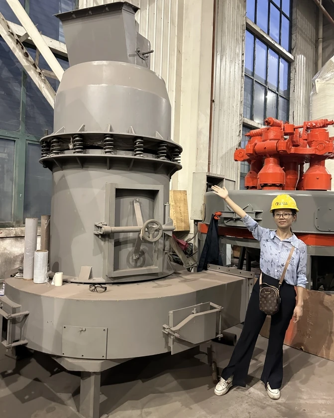 Ultra fine Carbon Powder Mill Grinding powder machine for sale