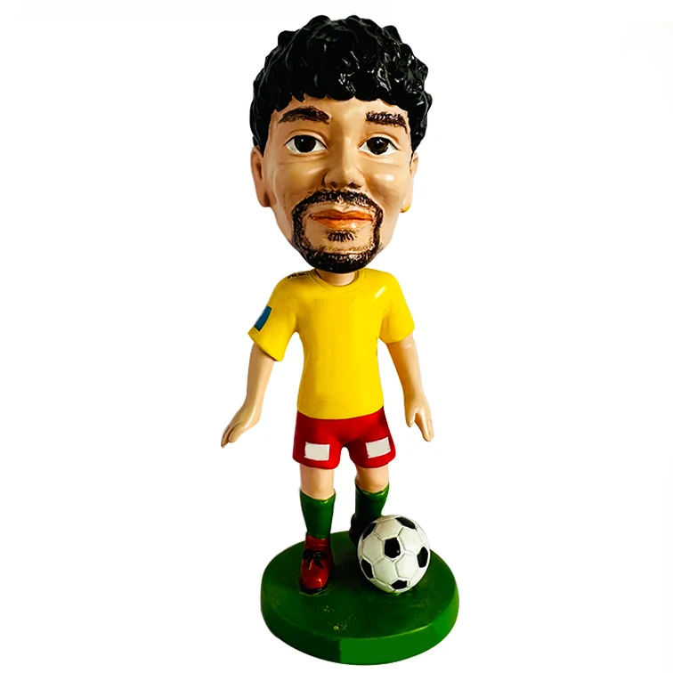 Modern Pop Famous Football Star Bobblehead Resin Crafts Custom Model Statues Souvenir Figurines Home Office Car Decor