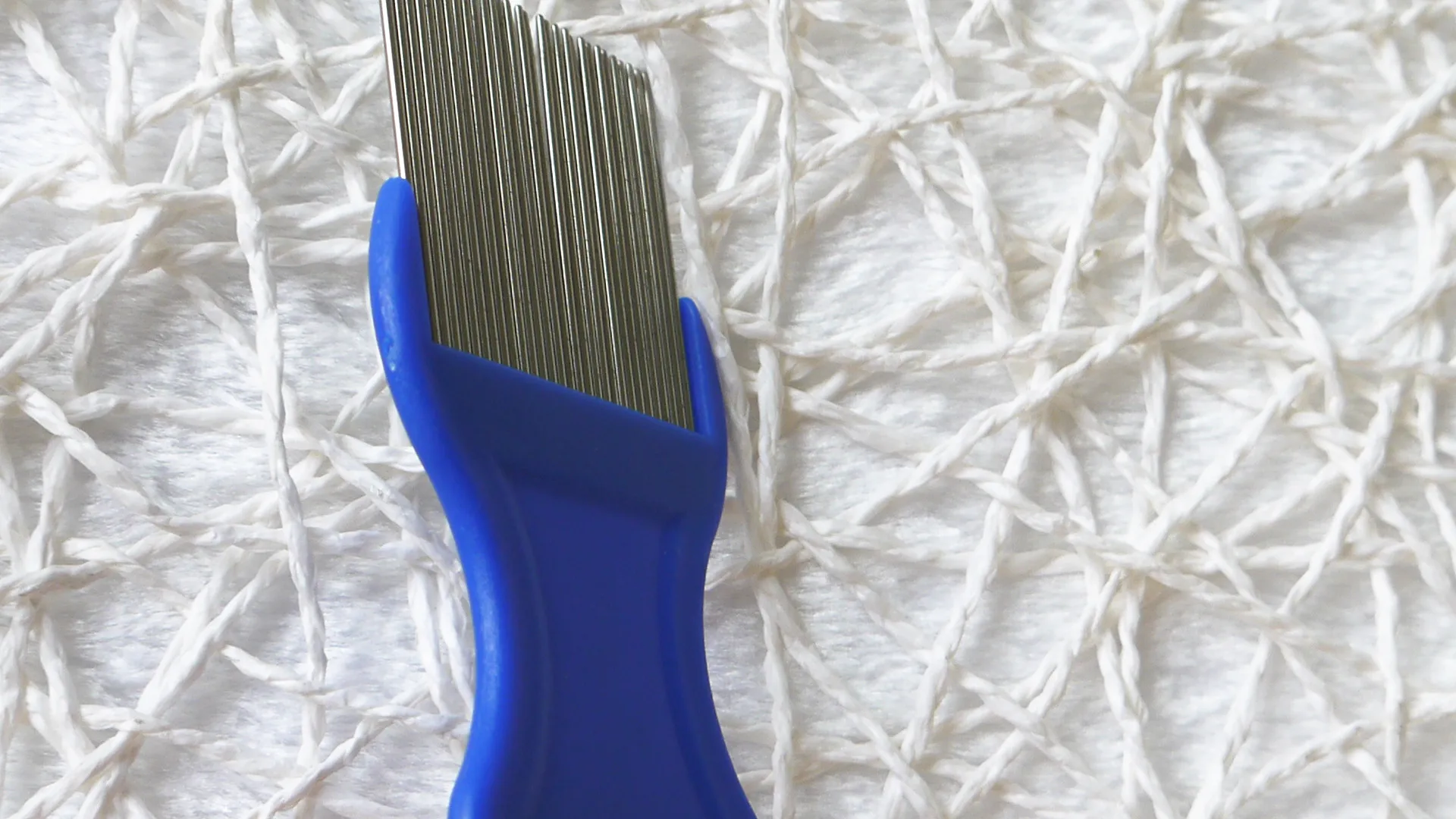 Волосы для вычесывания вшей кисти Терминатор тонкой яйцо пыли Nit и не оставляют следов из нержавеющей стали гребень блохи