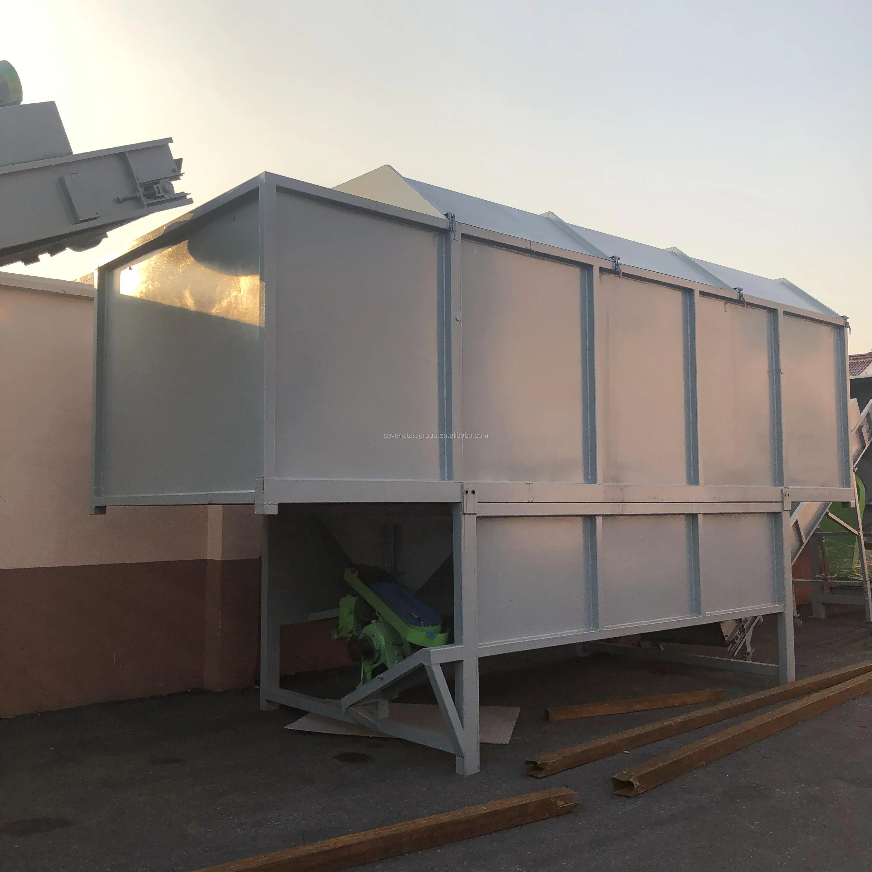 Automatic dirty PET bottle flakes recycling line plant from Used bottle to clean flake