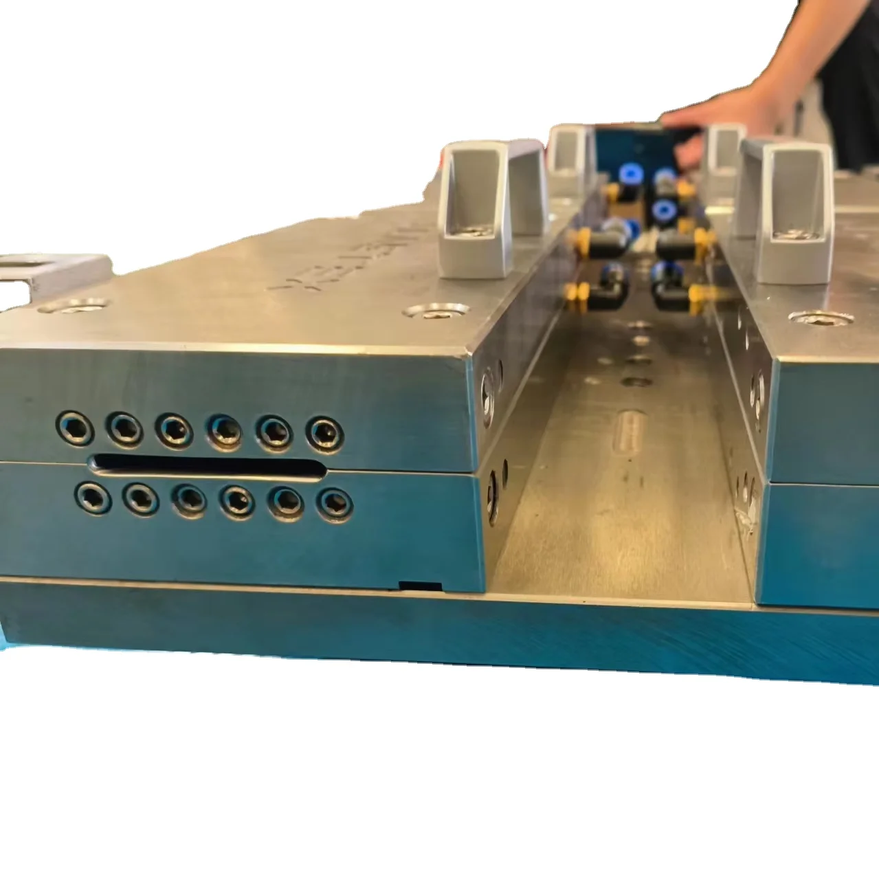 Профессиональный производитель Китай Высокое качество Пластиковые экструзии плесень оборудование