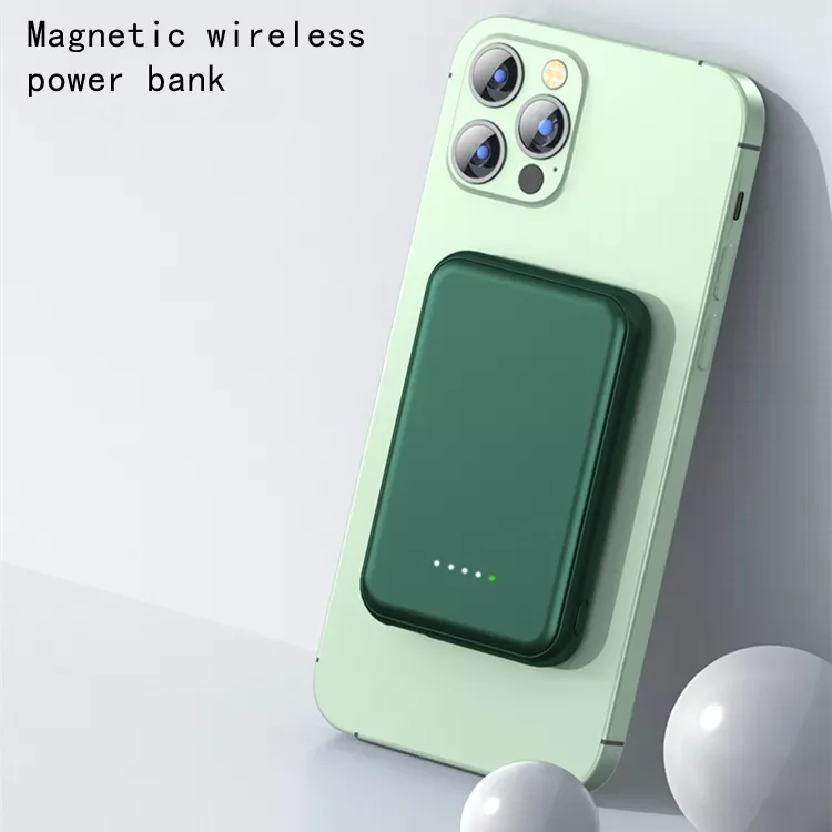 2023 Newest Mini Portable Charger 5000mah Powerbank Magnetic Wireless Charging Power Bank