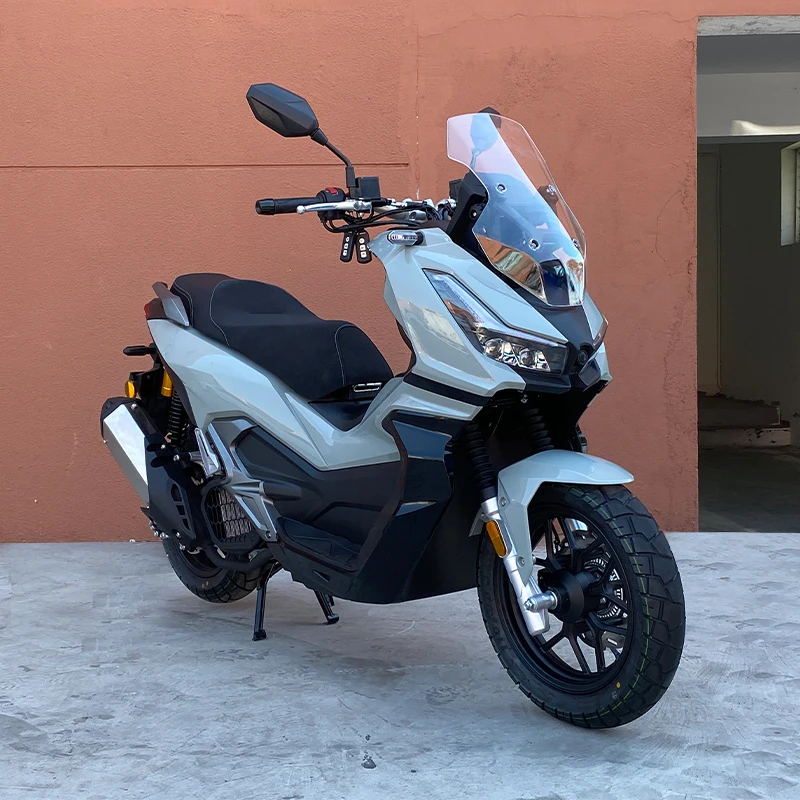 Powerful 200cc EFI Water-cooled LONCIN 4 Stroke Dual Disc ABS Brake System 180CC Gasoline Motorcycle Model Factory Direct China