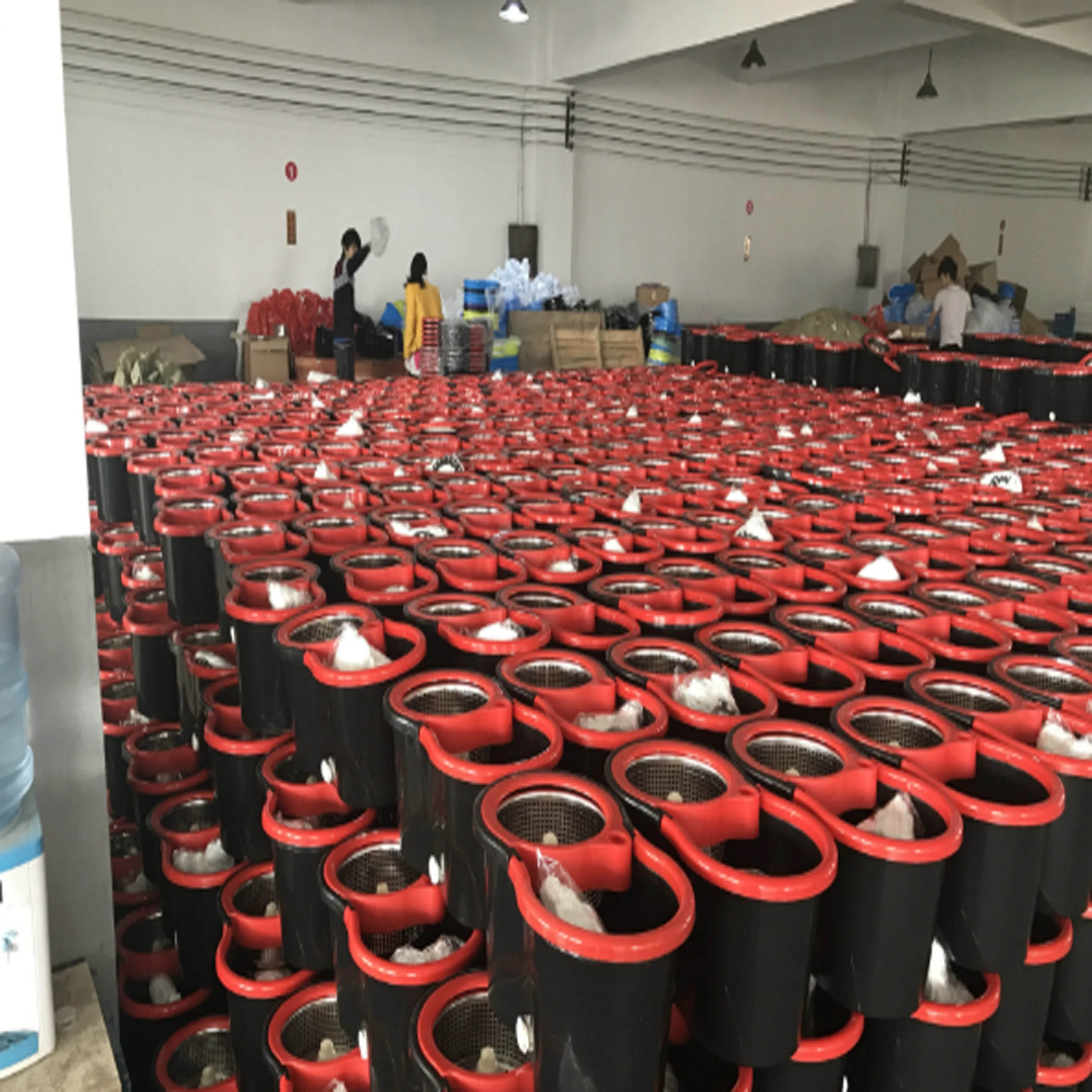 wholesale cleaning floor mop hand free rotary 360 spin magic with bucket in pedal microfiber mop