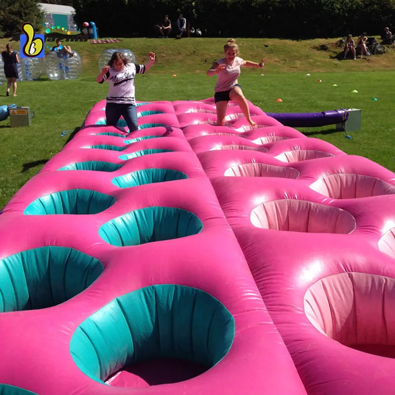 Outdoor Inflatable Wonder Challenge Tyre Obstacle Run For Team Interactive Game