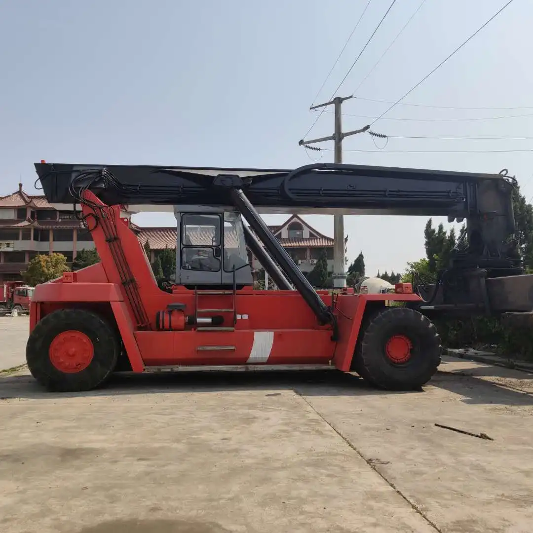 Недорогой б/у штабелер Kalmar DRD450 для продажи