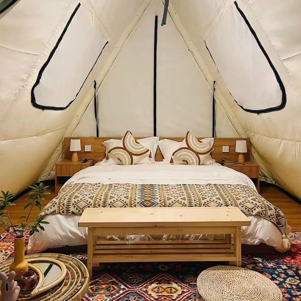 High Quality Luxury Glamping Pyramid Tent Rainproof  Outdoor Camping Bell Tent