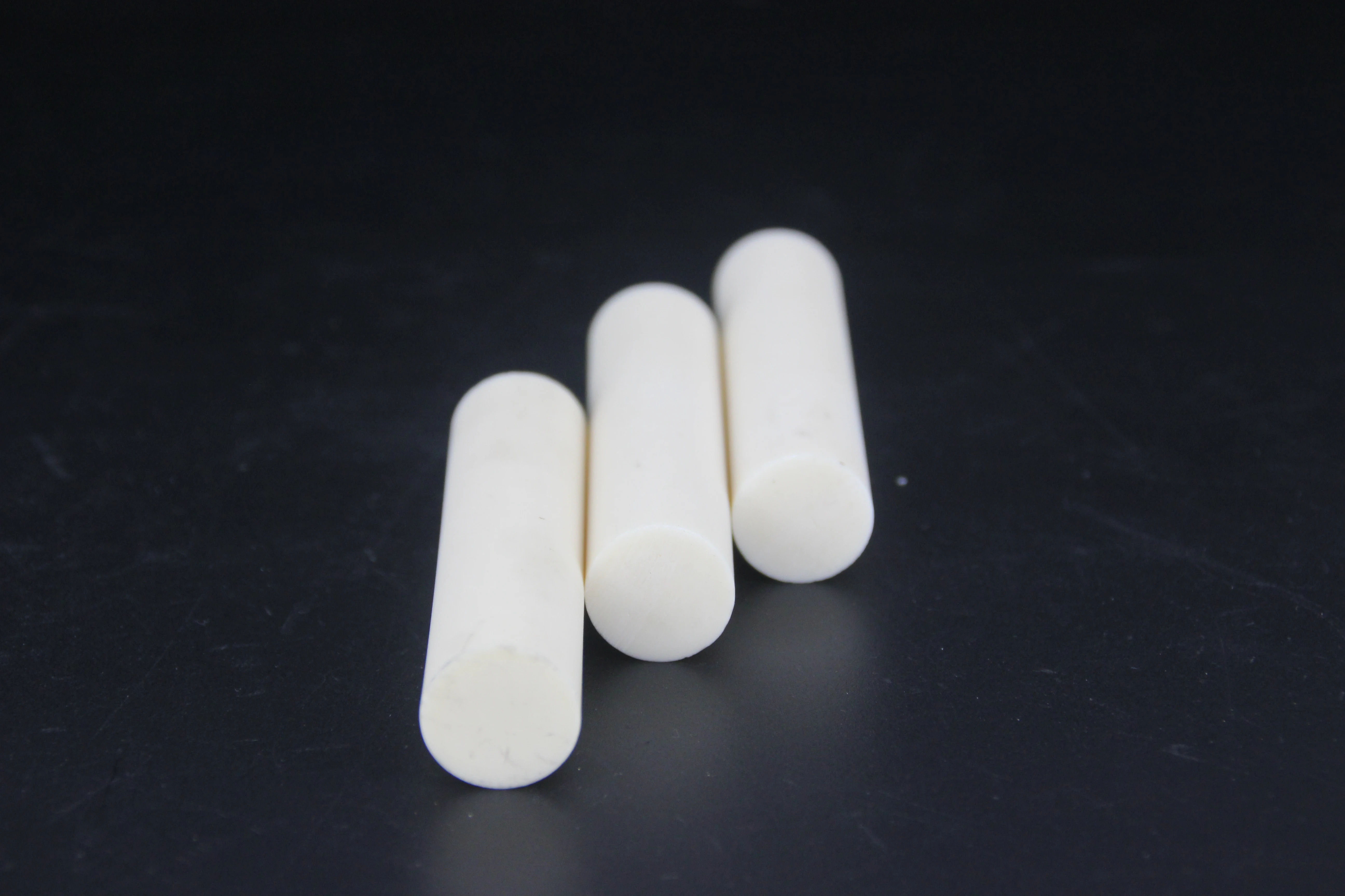 95% alumina rod hardness Aluminum  HUTO Al2o3 rod ceramic rod for electric kiln