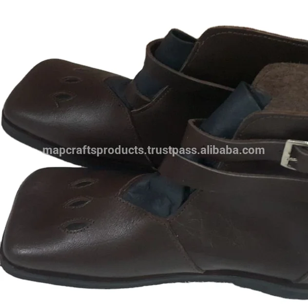 Unisex 100% Genuine Leather Tudor Shoes Comfortable Landsknecht Ankle Boots Lace-Up Rubber Winter per Customer Requirements