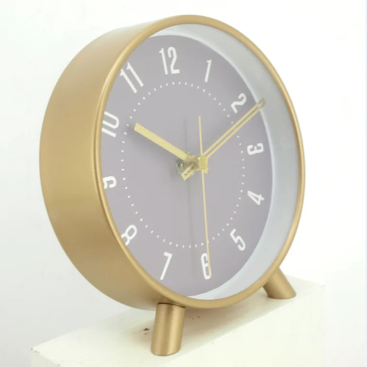 Metal desk table clocks custom Analog retro alarm clock with night light Battery Operated Simply Design for Living Room Bedroom