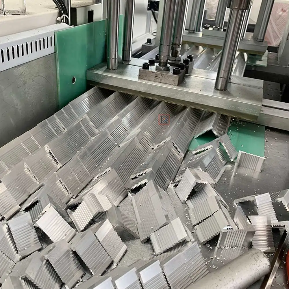 455CNC automatic servo motor Aluminum Profile Cutting Machine