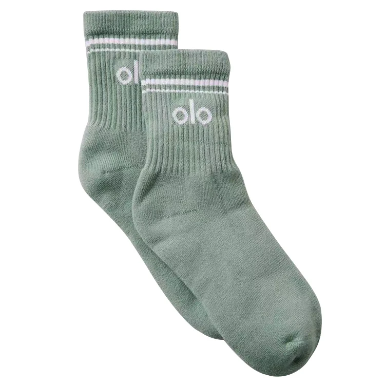 custom design cotton socken personalized logo embroidered men tube fashion socks sox crew dress socks stock lot