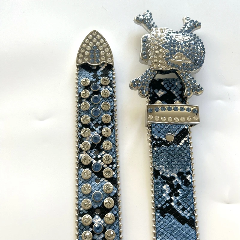 2023 NEW design metal skull and rhinestone belt western cowboy fashionable belt with crystal
