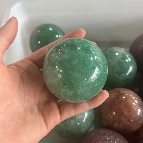 Polished Natural Green Strawberry Quartz Crystal Sphere Energy Healing Crystals Globe For Fengshui Ornaments