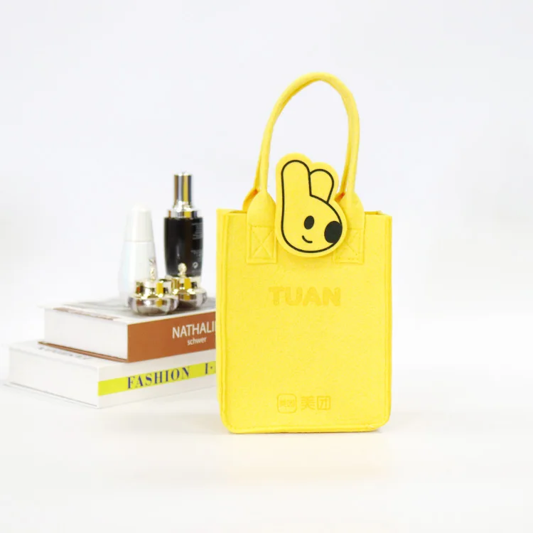 Eco Friendly Wholesale Custom Logo  New Arrival  Reusable Promotional Small Shopping Gift  Cartoon Felt bag
