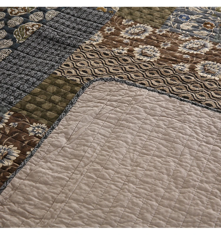 High quality microfiber handmade quilts customized size bamboo duvet more soft and comfortable king siaze duvet with curtains