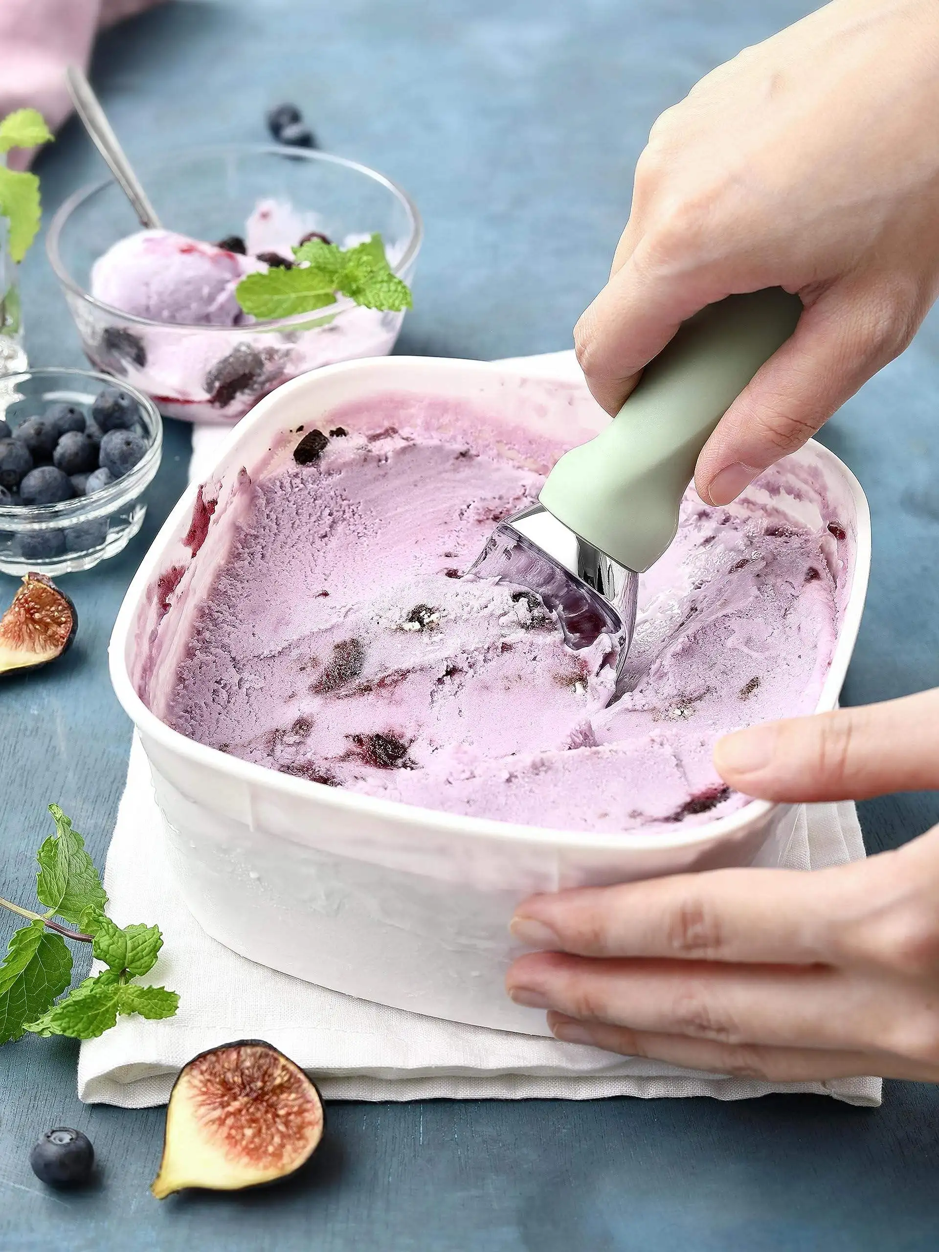 Simple Style Zinc Alloy Ice Cream Scooper Ice Cream Scoop kitchen gadget ice cream scoops with Soft Handle