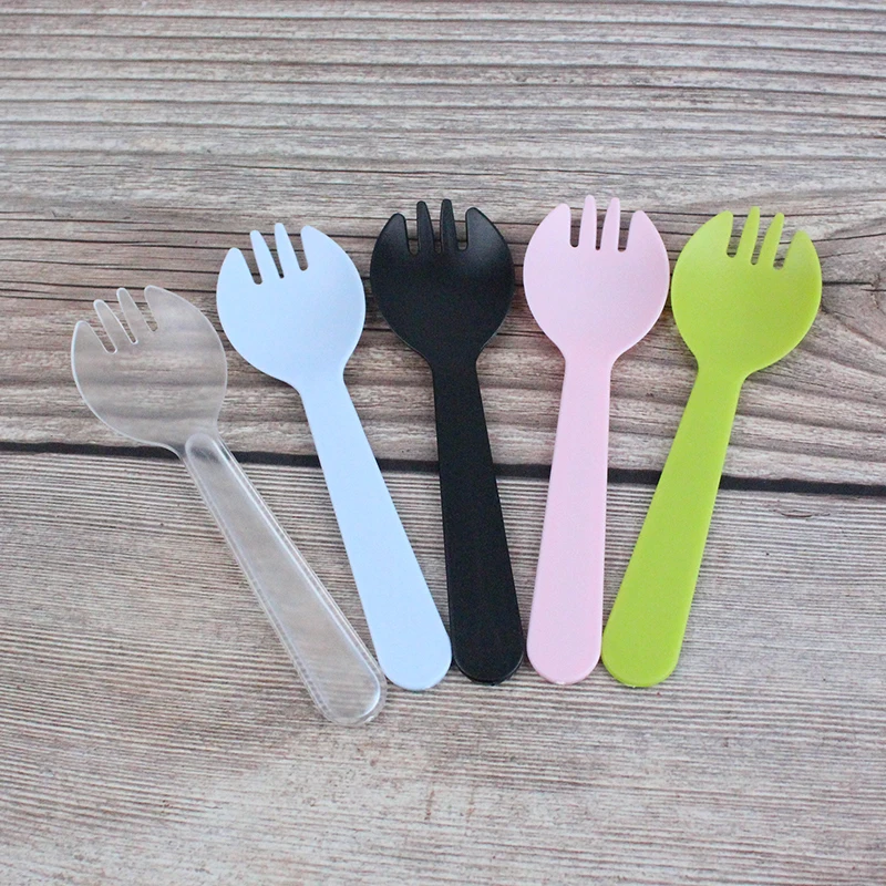 Wholesale disposable independent packaging thickened plastic dessert spoon mousse spoon color tableware fork spoon