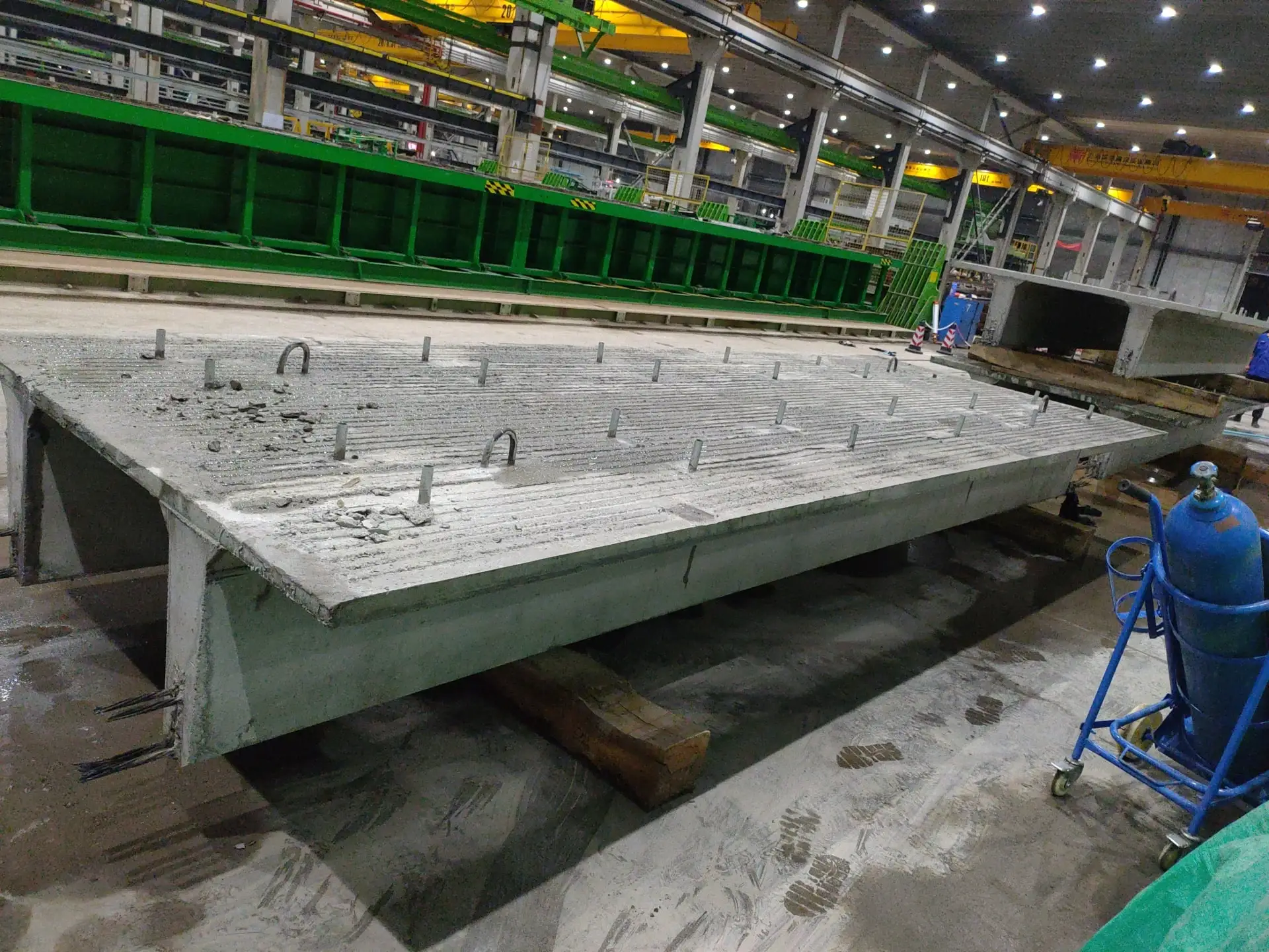 Precast concrete prestressed double T plate mold with adjustable size for civil engineering