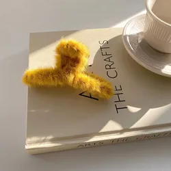 2021 Winter Solid Color Plush Shark Vigorously Clip Hair Accessories Hairpin For Women