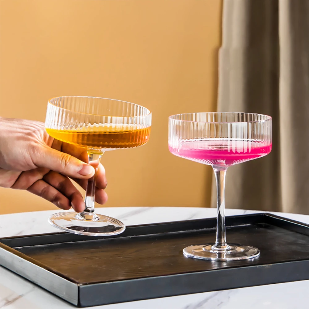 Wholesale Creative Unique Ribbed Cocktail Glass Cup Origami High Ball Heavy Base Clear Cocktail Glasses