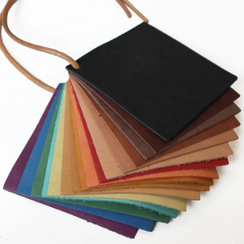 High Quality Vintage Handmade Customized Genuine Leather Belt Keychain Dog Collar Craft Product Vegetable Tanned Saddle Leather