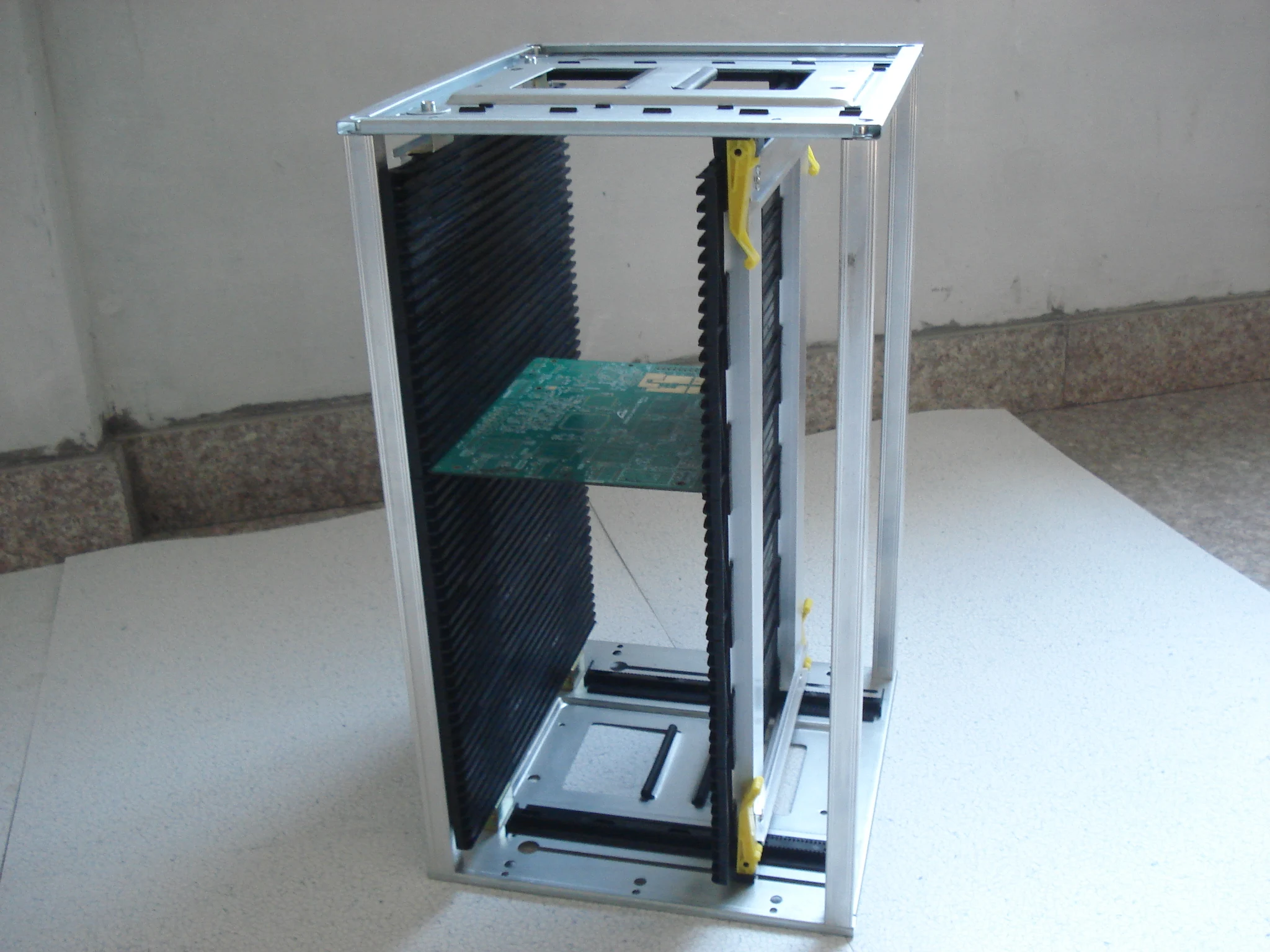  Шестерни разводной 355*320*563 мм антистатический HZ-2603 ESD PCB журнальная стойка под заказ
