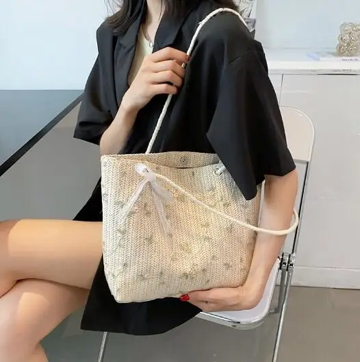 Lighter-weight Summer Beach bag Shoulder Handbag Women Straw Rattan Tote Bag With Bowknot