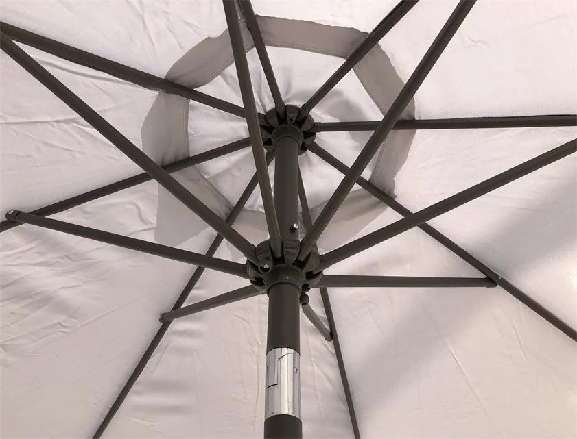 2020 New Design Large Size 2.7meter Portable Patio  2.7meter Garden umbrella Outdoor with easy crank open  for Sale