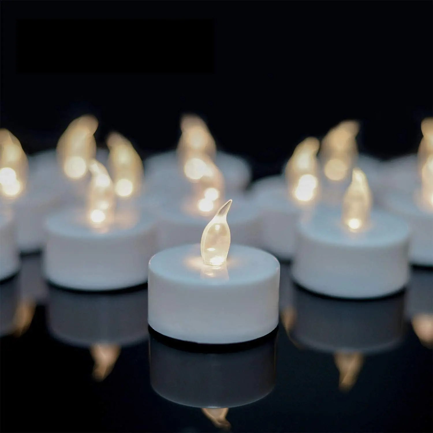 Wholesale Electric Flameless LED Tealight Candle yellow Flickering led candles Decorative Candle for Christmas wedding