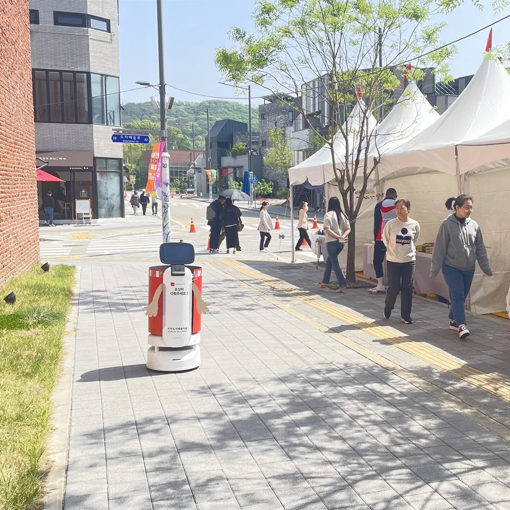 Autonomous navigation restaurant service robot humanoid waiter robot