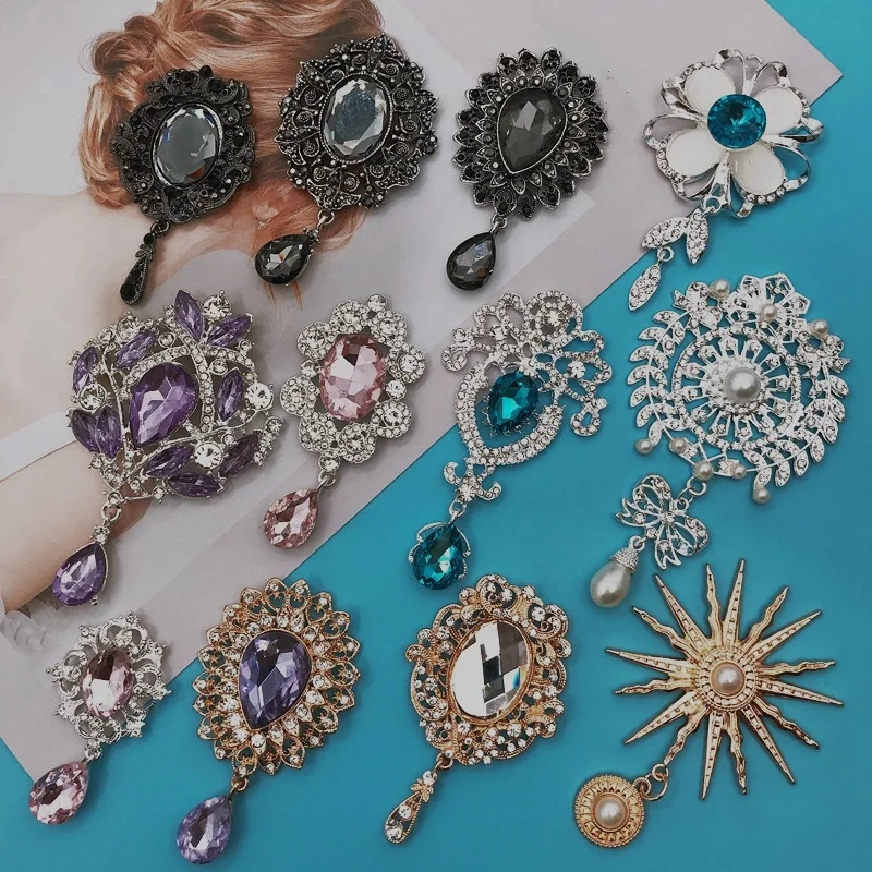 Hot selling Creative diy diamond-encrusted flower brooch gemstone pendant mobile phone case jewelry accessories
