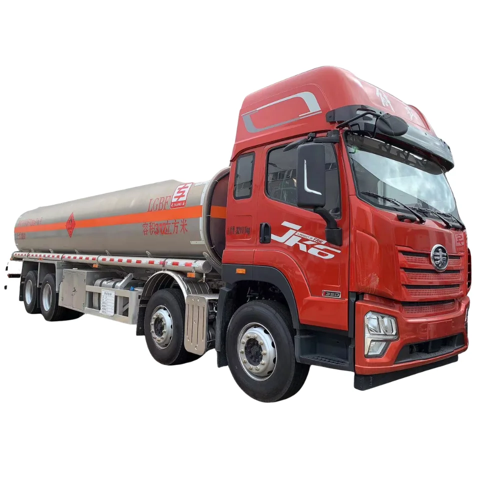 2024 FAW New 8x4 fuel Tanker Truck 31000 Liters Manual Diesel refueling vehicle for sale