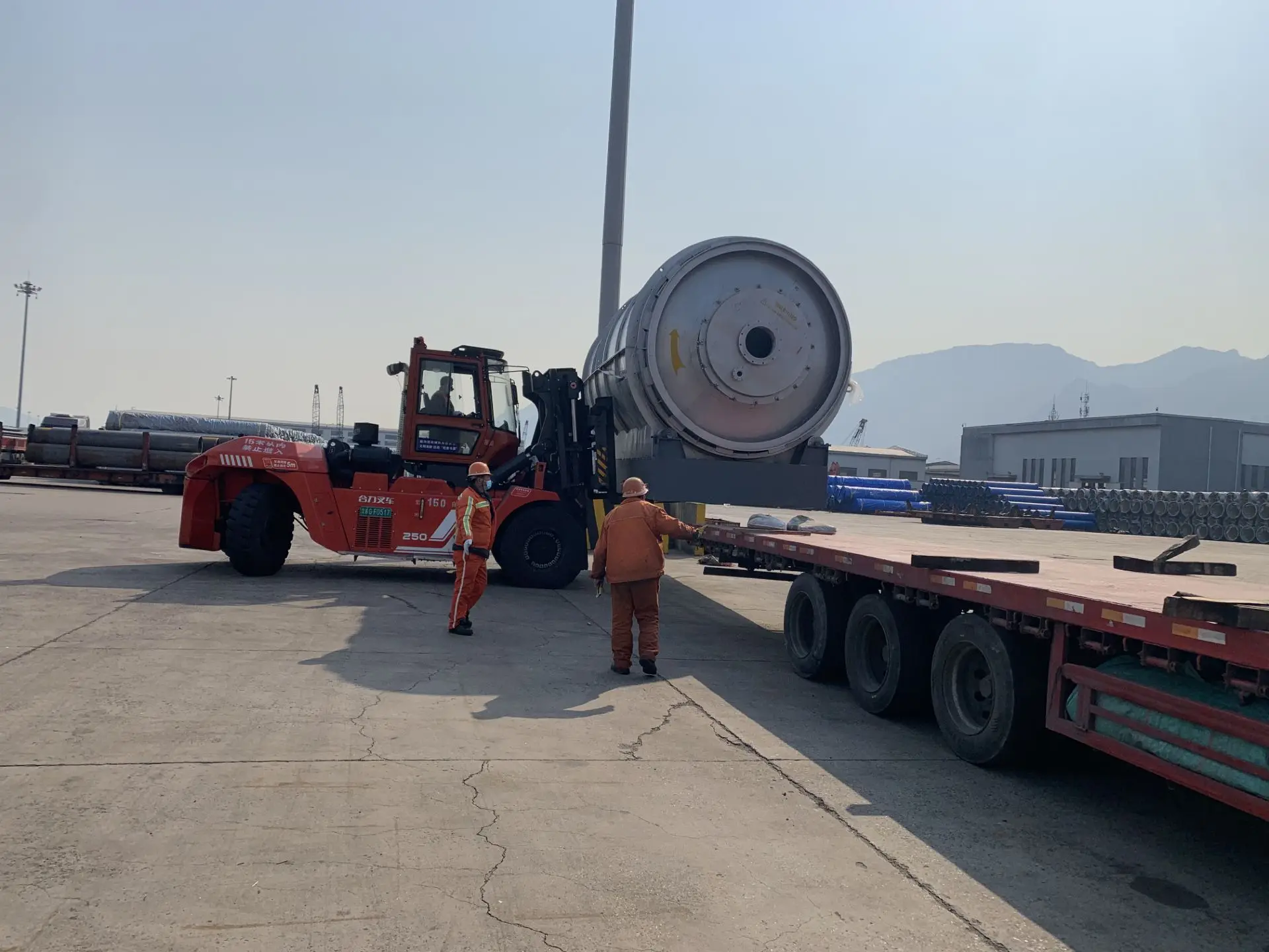 Beston Group semi-continuous waste tyre pyrolysis plant BLL-16 12-16T/D tyre pyrolysis machine with installation