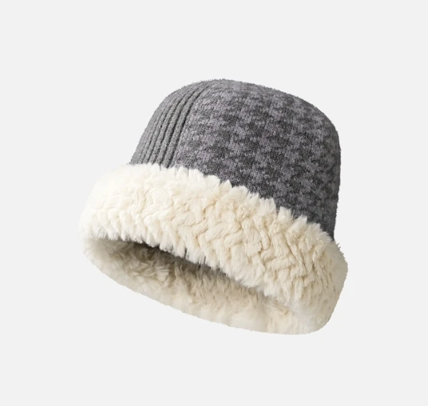 Fashionable Thousand Bird Grid Knitted Hat for Women Shopping in Autumn and Winter, Plush Warm Ear Protection