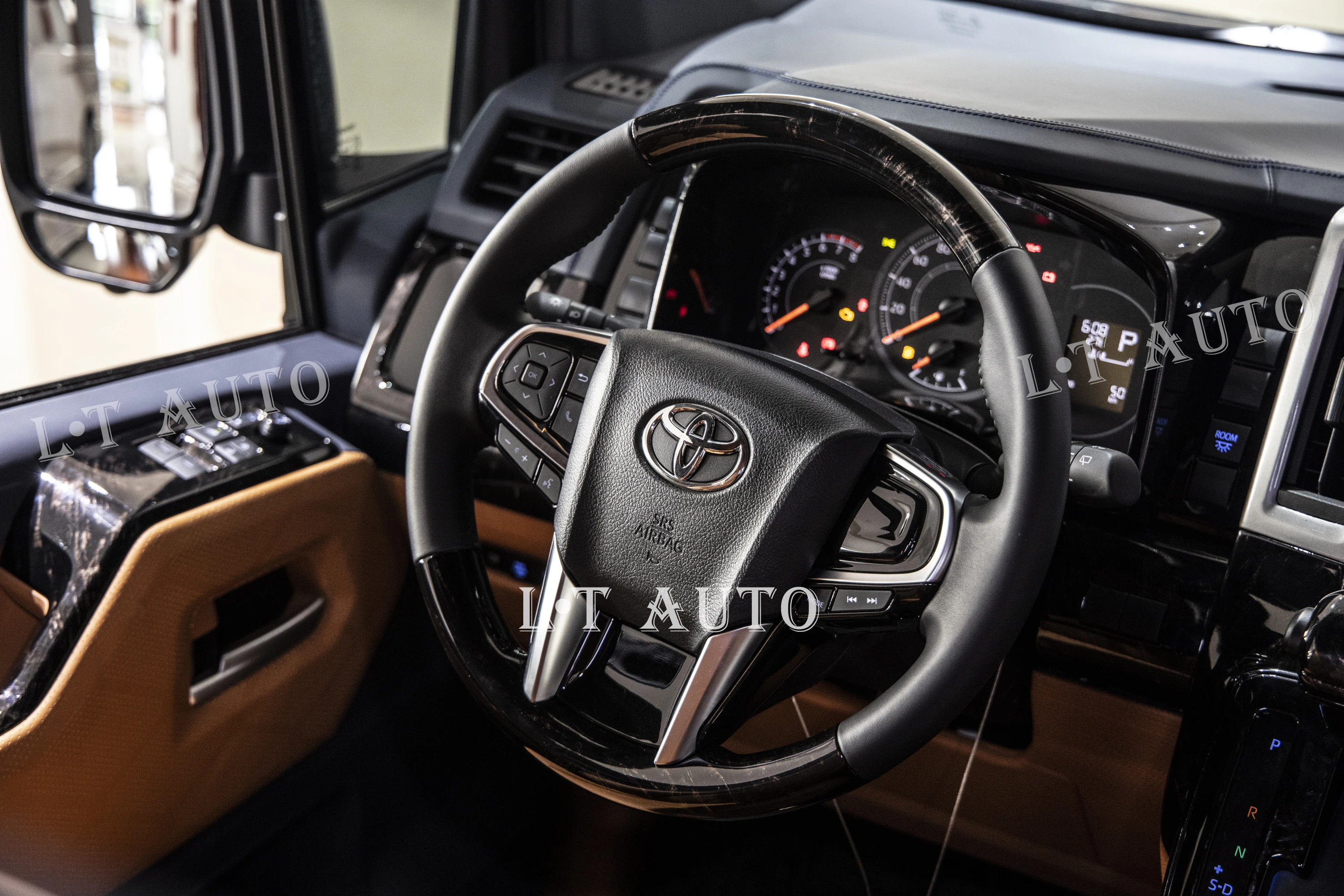 HiAce ручной автоматический Подержанный мини-фургон для yo ta автомобиль 4-дверные 10/13 сиденья бензиновый мини-автобус продажи