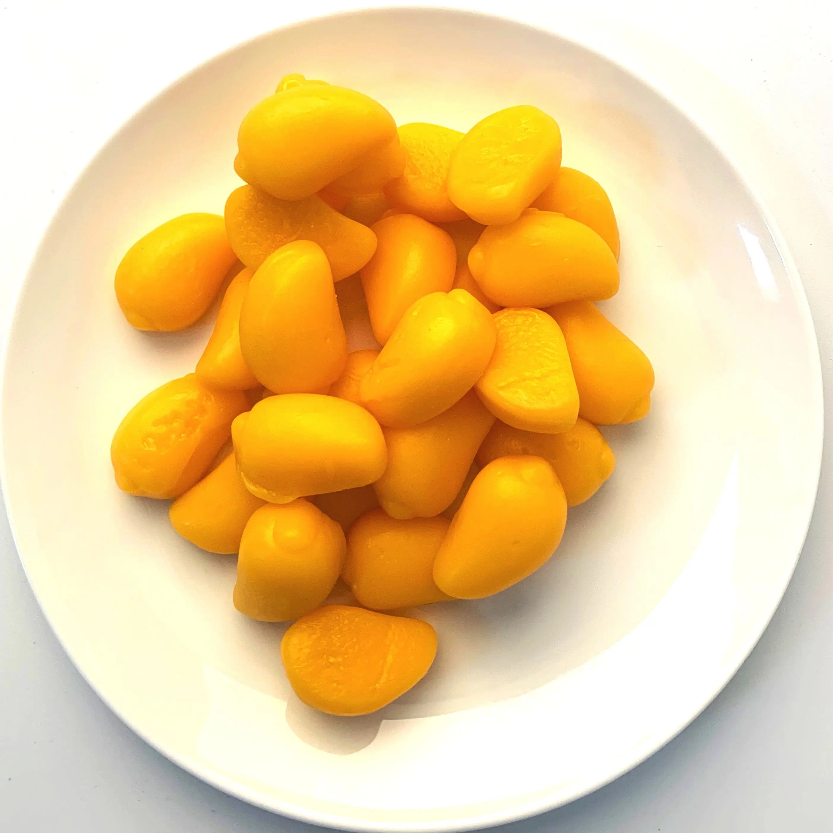 HACCP/BRC Certificate 4D Peach And Mango Juice Peeling Jelly Fruit Casings Gummy Candy