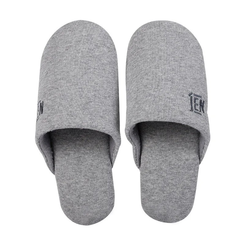 Wholesale five-star hotel dyed comfortable disposable sweat shirt cloth slippers