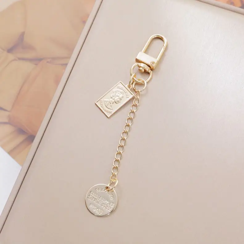 Vintage Pearl bracelet keyChains Women Cellphone Straps Boho Telephone Lanyard Phonecase Charms Keychain Car Key Bag Accessories