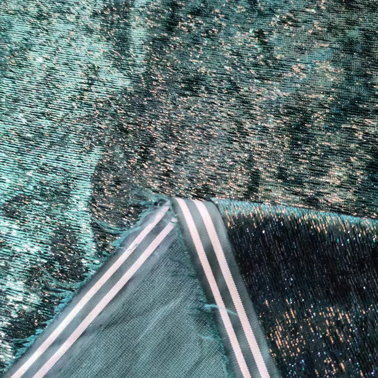 Custom 100%Polyester Woven Lurex Fabric Metallic Stripe Shinny No Stretch Micro Velvet Fabric For Women Dress Clothing Garment