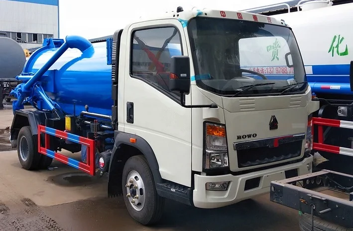CLW5071GXW3 HOWO 5000L Sewage Suction Truck Stainless steel model