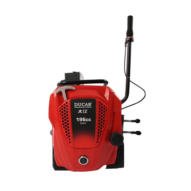 Fisherman used boat to fish haitang lake 196cc outboard engine