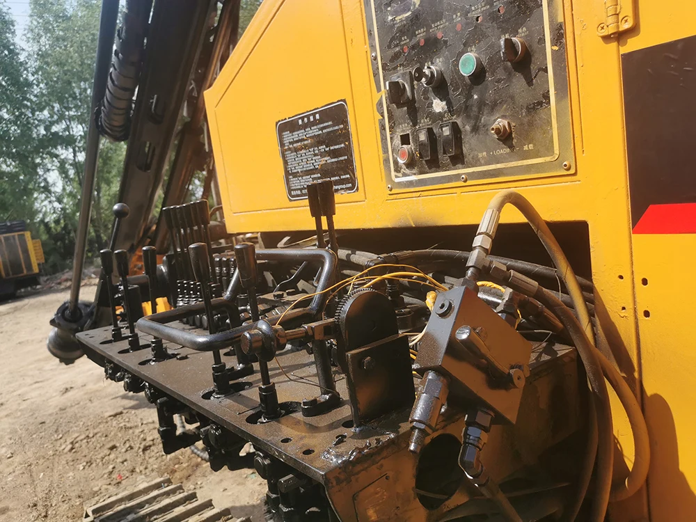 Встраиваемая буровая установка DTH используется kaishan KT5 горнодобывающая фотоэлектрическая Параметрическая бурильная для буровых скважин