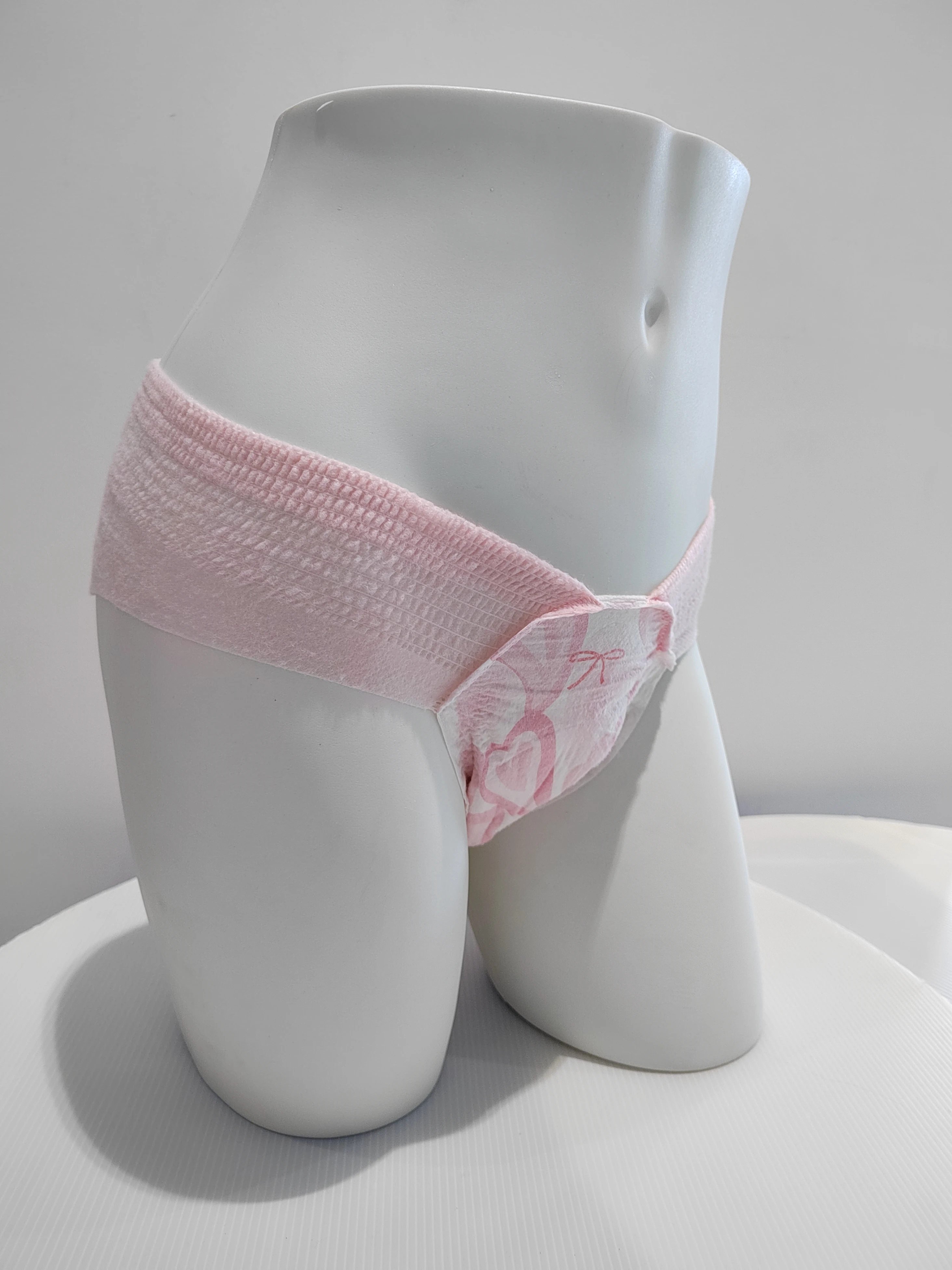 Wholesale hot Disposable organic menstrual women panties pant type  adult diapers underwear for women girls female