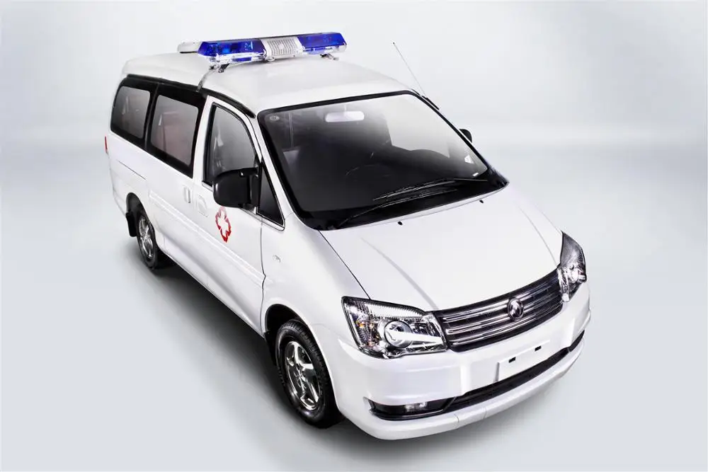 Dongfeng hot sale and good quality ambulance car with Lingzhi M5 2.0L/6MT gasoline engine  mini van car for exporting