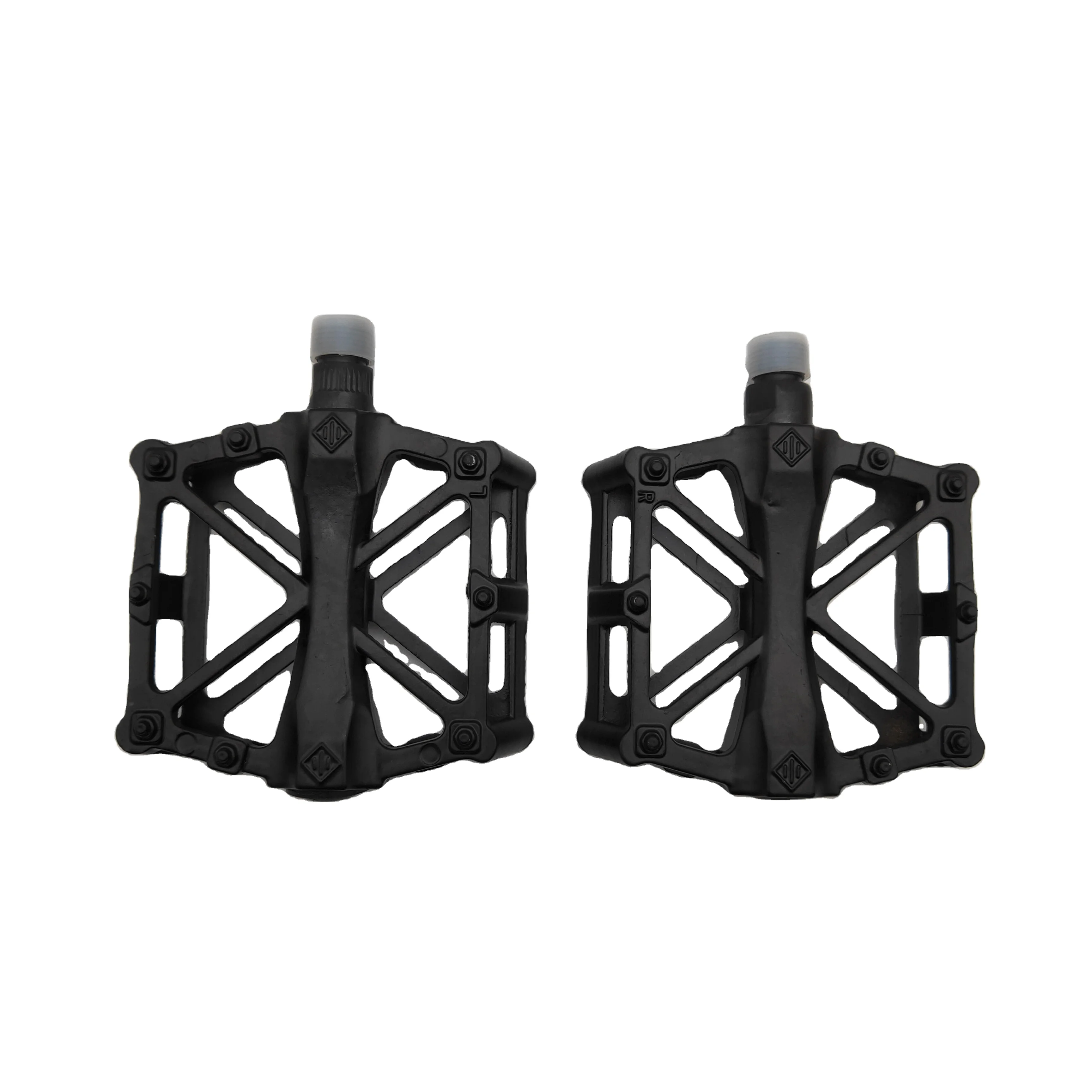 Bicycle pedal aluminum alloy pedal is equipped with bearing box-packed Color customization Anti slip and wear resistance MTB