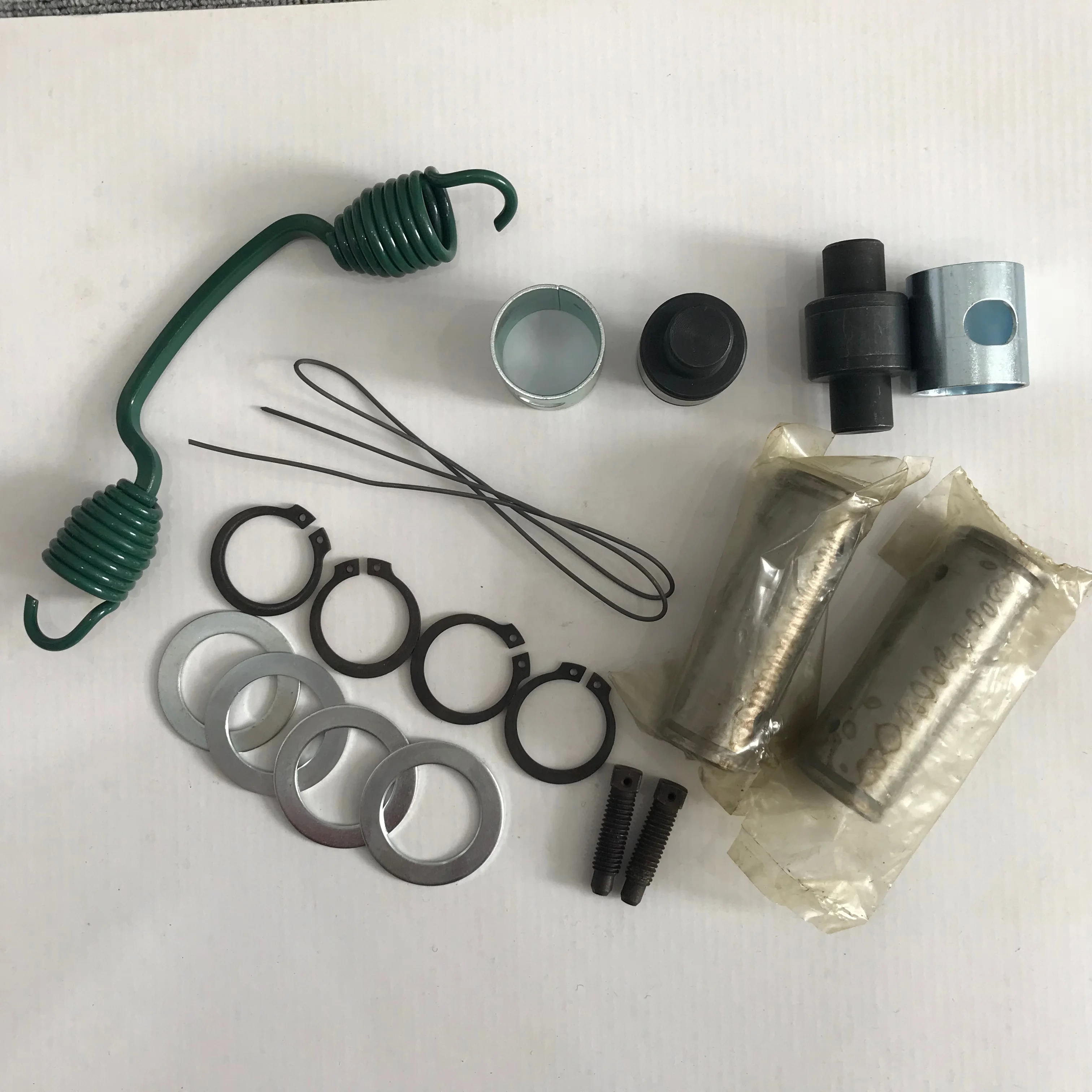 
E-9643 brake shoe return spring / B348 / M-3497 / L-3126 / 2258Y1273 