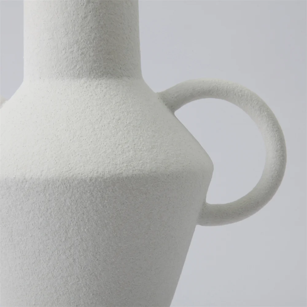 Handmade Minimalist Tabletop Decorative Nordic Modern Ceramic Flower Vase for Home Decor Ceramic Vase